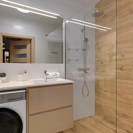 Cztery Oceany Blisko Morza Z Parkingiem By Lion Апартаменты *