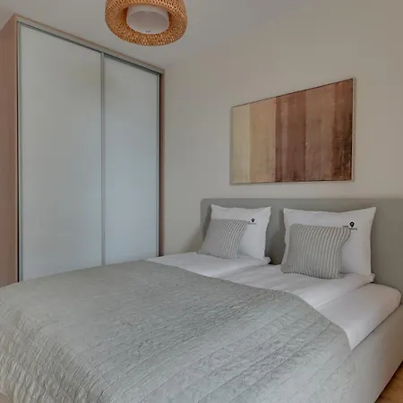 Cztery Oceany Blisko Morza Z Parkingiem By Lion Danzica