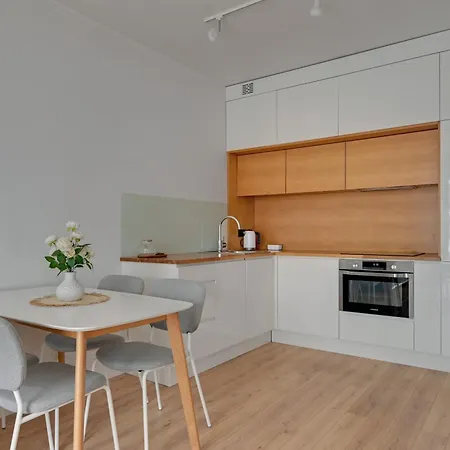 Lägenhet Cztery Oceany Blisko Morza Z Parkingiem By Lion